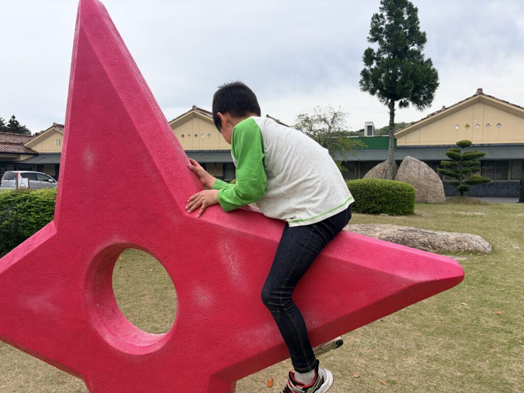 やぶっちゃの湯の手裏剣オブジェクト